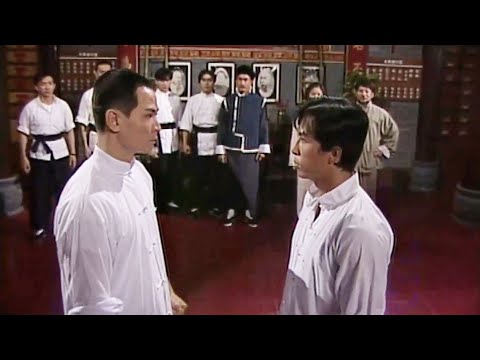 Donnie Yen fiercely beats Jingwu Sect's senior disciple in the ring, Huo Yuanjia stands in shock!