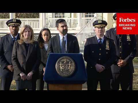 BREAKING NEWS: NYC Mayor Mamdani Holds Press Briefing After IED Threat Outside Of Gracie Mansion