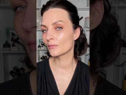 How to use the @clarinsuk Tinted Oleo-Serum to create versatile results #ClarinsUKpartner #AD