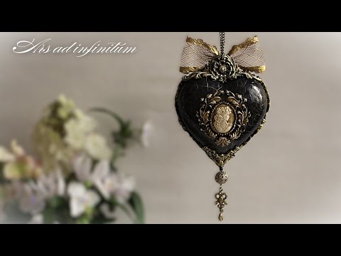 Vintage medallion with cameo. / Medalion vintage z kameą. Decoupage tutorial.