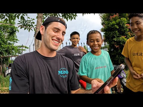 $100 phone for Indonesian legend 🇮🇩