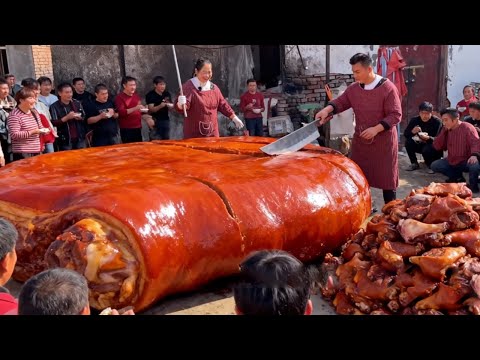 山东大席姐夫妻，自创炸肉做法，日加工5000斤肘子挣大钱！【小钉探美食】