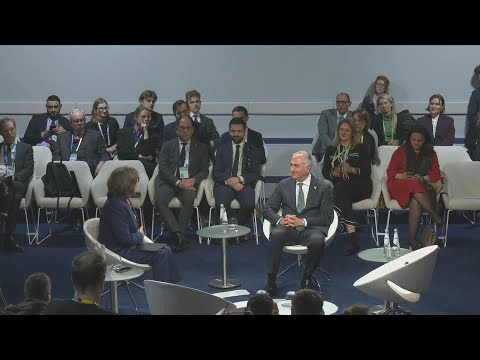 گفت‌وگوی شاهزاده رضا پهلوی با کریستین امان‌پور در کنفرانس مونیخ