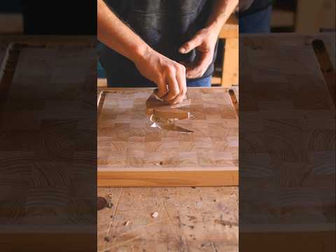 RDV vous samedi 17h pour la vidéo de  fabrication de 2 magnifique planches à découper en bois debout