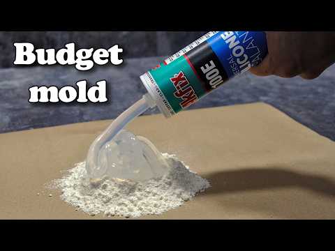 Flour + Sealant = Perfect silicone molds for DIY! See how it's done