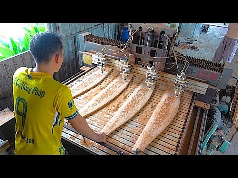 Chan Quy. Craftsmen who create parts of a century-old Vietnamese altar!