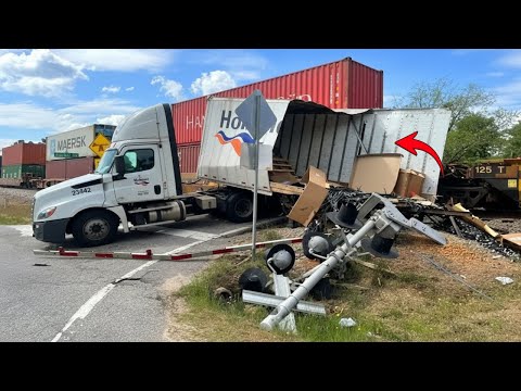 Idiots In Trucks Will Shock You, And Their Ridiculous Maneuvers Are Unbelievable #231