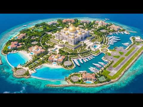 15 Biggest Mansions In The World (2026)
