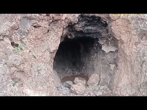 سر وراء اكتشاف الكنوز بداخل المغارة استاذ ابو الجرار