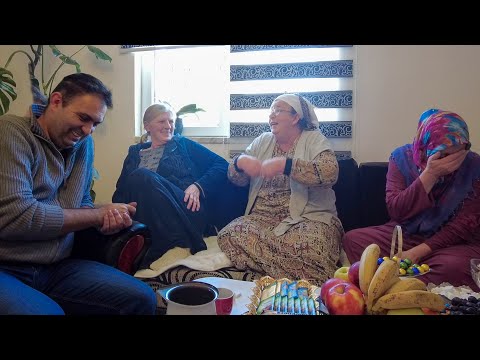 Ja se kupam za udaje KAD ČOVJEK NA PROZORU IZVIRUJE!