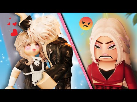 ❤️‍🔥Handsome BILLIONAIRE Falls for POOR Girl. Her STEPMOM Tries to BREAK THEM UP😰Berry Avenue Story