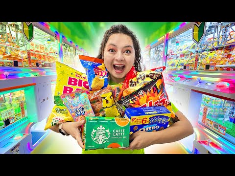 Tons of FOOD inside the Claw Machines in Japan!