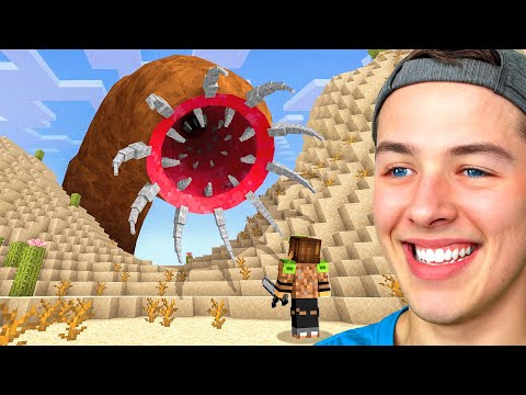 I Became the UNKILLABLE BOSS WORM in Minecraft!
