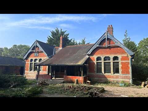 12 Months Of RENOVATING & RESTORING This Beautiful Victorian Railway Station
