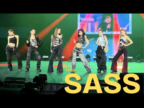 [KCON LA 2025] ARTIST STAGE - IZNA - SASS