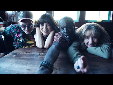 Bow and Yarrow perform “Salty Sea” from The Sunset Tavern