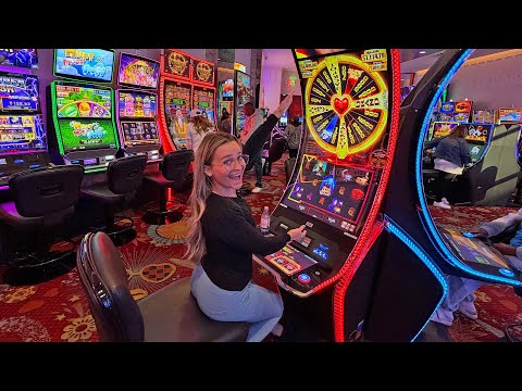 My FIVE FIGURE JACKPOT On This Dracula Slot Machine!