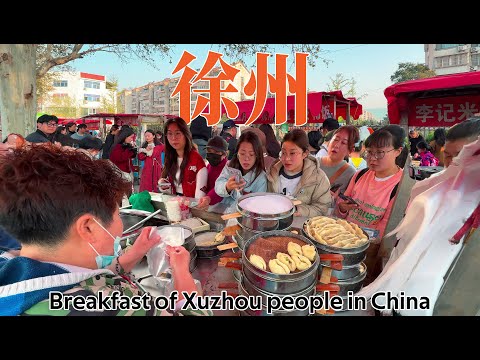 What do people usually eat for breakfast in Northern Jiangsu, China?