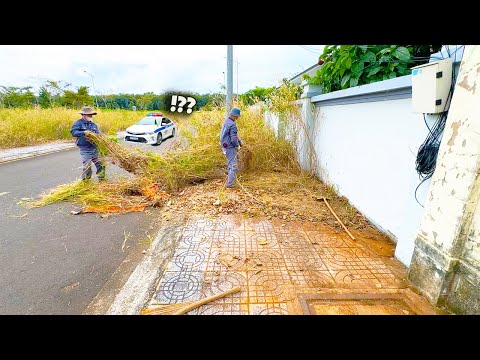CLEANING UP MORE THAN 2KM OF SIDEWALK around the POLICE headquarters surprised local residents