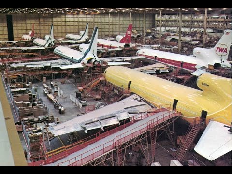 Court Line Lockheed L-1011 TriStar