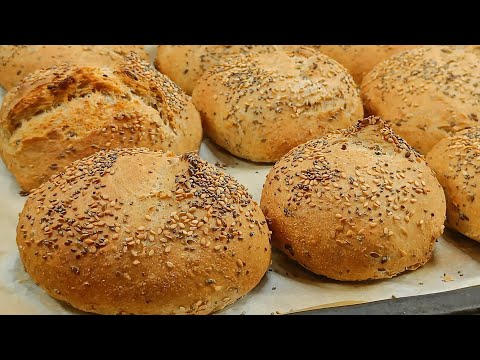 الخبز السائل بالملعقة و بالقمح الكامل بلا دليك خلطيه فالليل و طيبيه فالصباح أسهل منو ما كاين