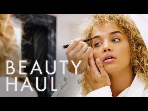 We Gave Jasmine Sanders $150 and 30 Minutes to do Her Makeup. This is her Golden Barbie Beauty Haul!