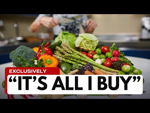 ONLY BUY THESE 21 GROCERIES EVERY WEEK! (AND STOP WASTING MONEY ON THE REST)