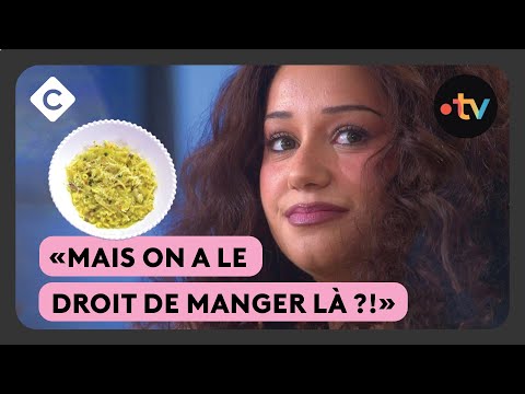 Dîner à la télé ? Lena adore le concept !