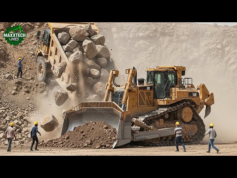 Jaw-Dropping Bulldozer Operator Skills Caught on Camera So Crazy You’d Think They’re Fake! #34