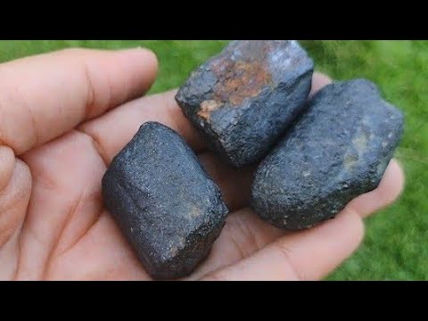 DIAMOND INDICATOR STONES On your land