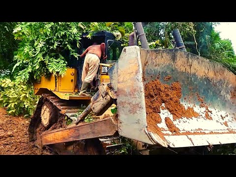 The Most Efficient Job Done by The Dozer - CAT D7R Break Down The Trees