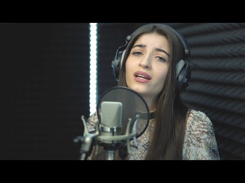 Эллина Айларова - Любовь уставших лебедей