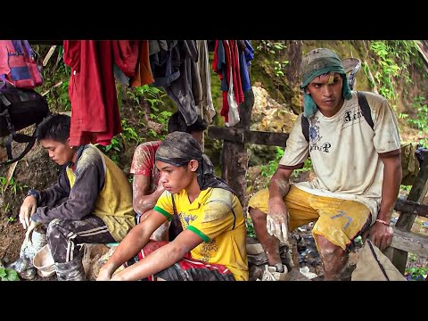 Philippines, Harvest of Struggle | Deadliest Journeys