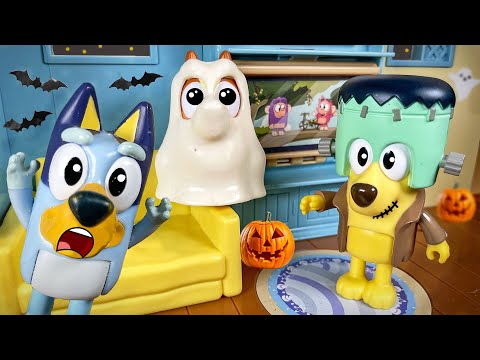 BLUEY HALLOWEEN! Bingo Spooks Bluey Pretend Play