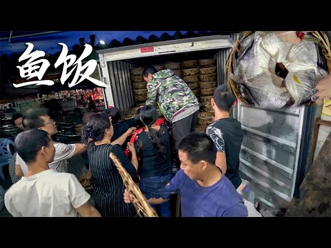 【粤语】广东小伙每天凌晨2点到市场挑鱼，凭借独创的特色手艺，把鱼加工成鱼饭，每天卖出1000斤年入百万！