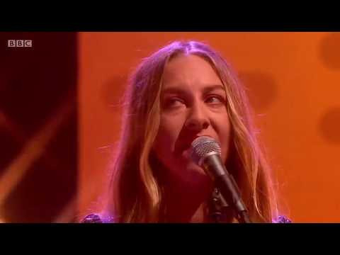 HAIM Want You Back (Graham Norton Show)