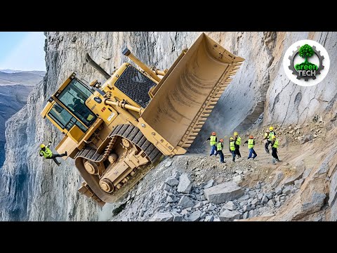 Jaw-Dropping Bulldozer Operator Skills So Crazy You’d Think They’re Fake! #20