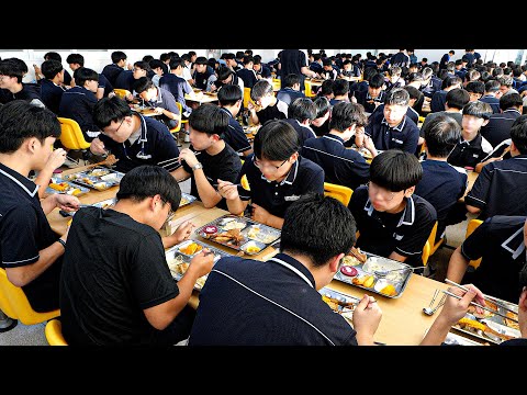 The Amazing Free School Lunch in Korea That Shocked People Around the World