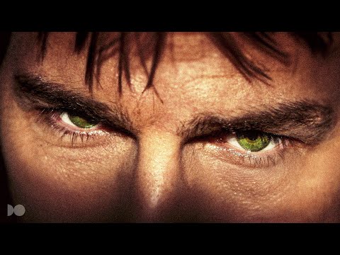 Tom Cruise Doesn't Blink
