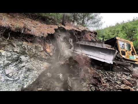 COMBİNİNG The Old ROAD With The Newly Opened ROAD İn The Forest & Expanding and Preparing The Road 1