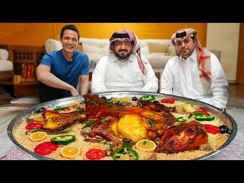 Fahad AlBishri and Mark Wiens Try the Best Tandoor and Shawarma Dishes!