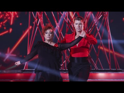 Niamh Kavanagh and Stephen Vincent - Tango