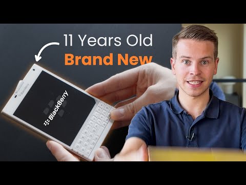 Unboxing a BRAND NEW BlackBerry Passport in 2025