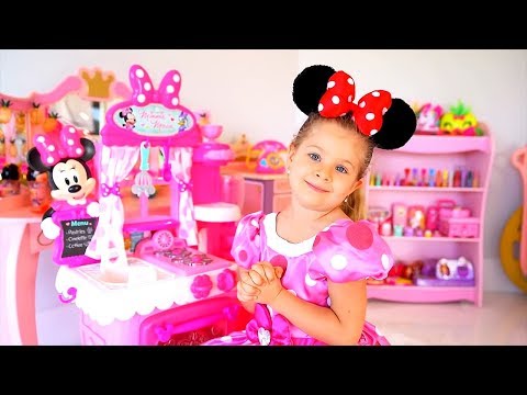 Диана и День рождения Минни Маус