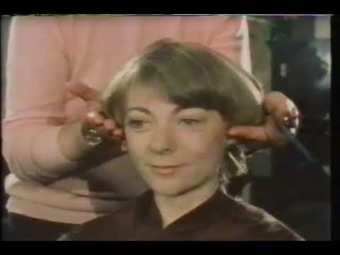 L'Elegance - starring Geraldine McEwan (1982)