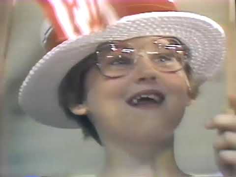 On the Road with Charles Kuralt: Seasons of America (1989)