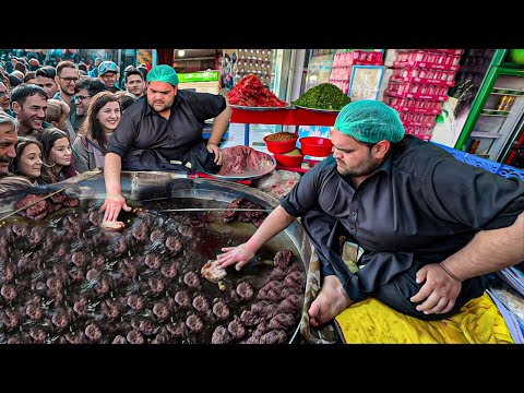 WORLD FAMOUS CHAPLI KABAB IN AFGHANISTAN | ADAM KHAN SPECIAL CHAPLI KABAB