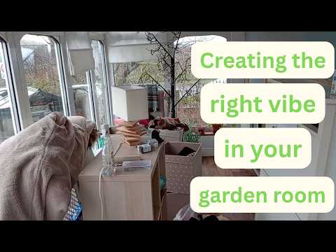 Decorating a small conservatory - decorating tips, mistakes and changes of mind along the way