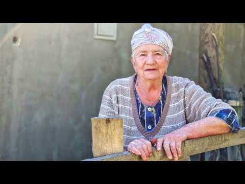 10 minuta POSLIJE PORODA morala praviti JELO! - Težak život NENE EMINE