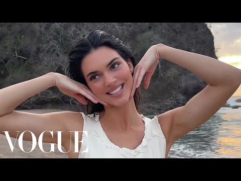 Kendall Jenner Looks Like a Cinnamon Roll